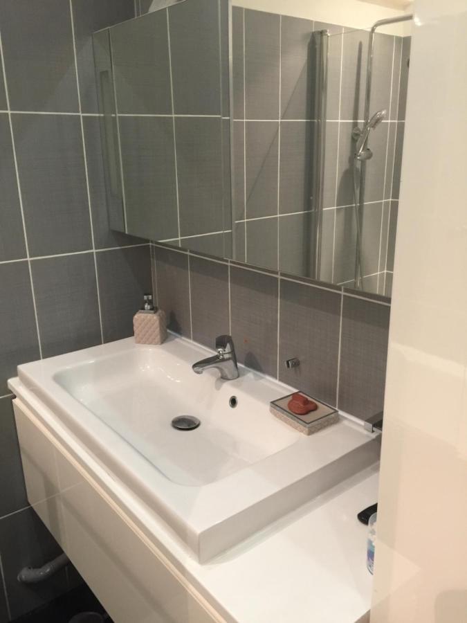 Private Bedrooms Near Eiffel Tower Paris Exteriör bild